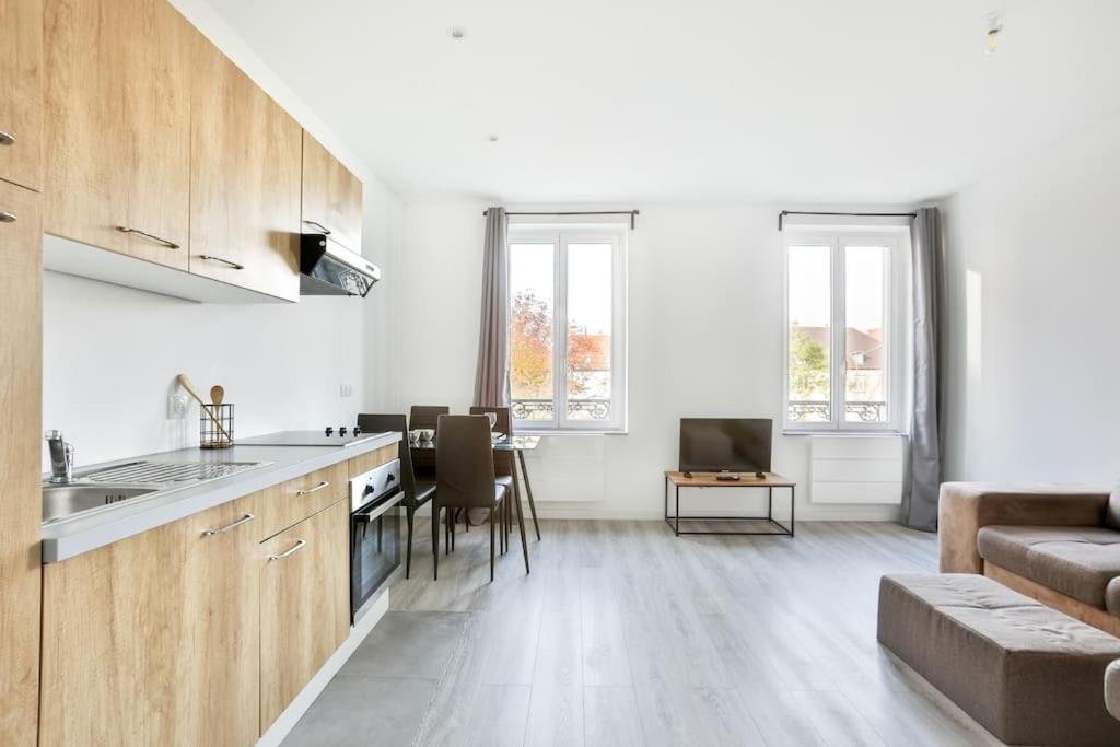 Suite Lumineux Et Moderne, Parking Gratuit, Mulhouse Centre Extérieur photo